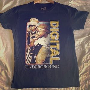 Tupac Black T-shirt (hip-hop memorabilia)